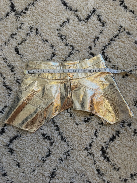 AKIRA Other - AKIRA Gold Metallic Belt Wrap fits like a M or S